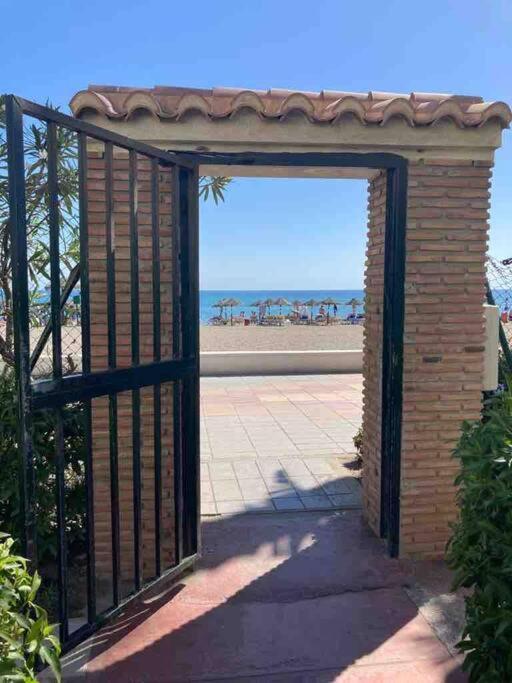 Casa Coral Fancy Apartment At The Beach Torrox Bagian luar foto